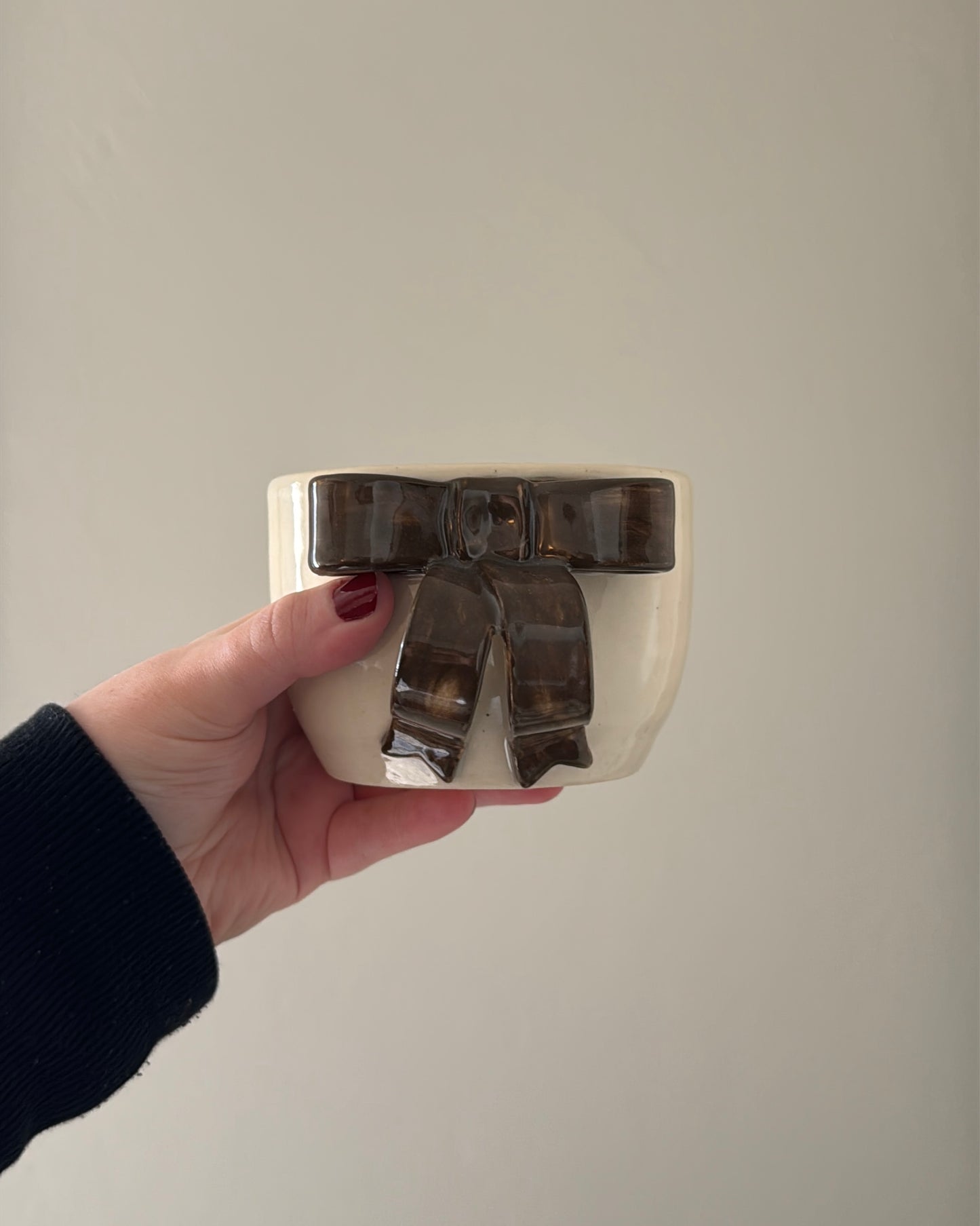 The Bow Mug