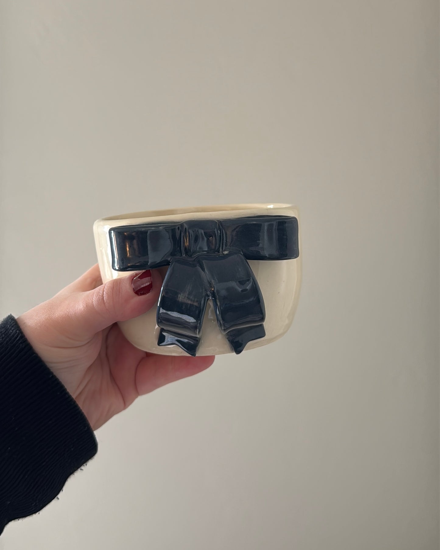 The Bow Mug
