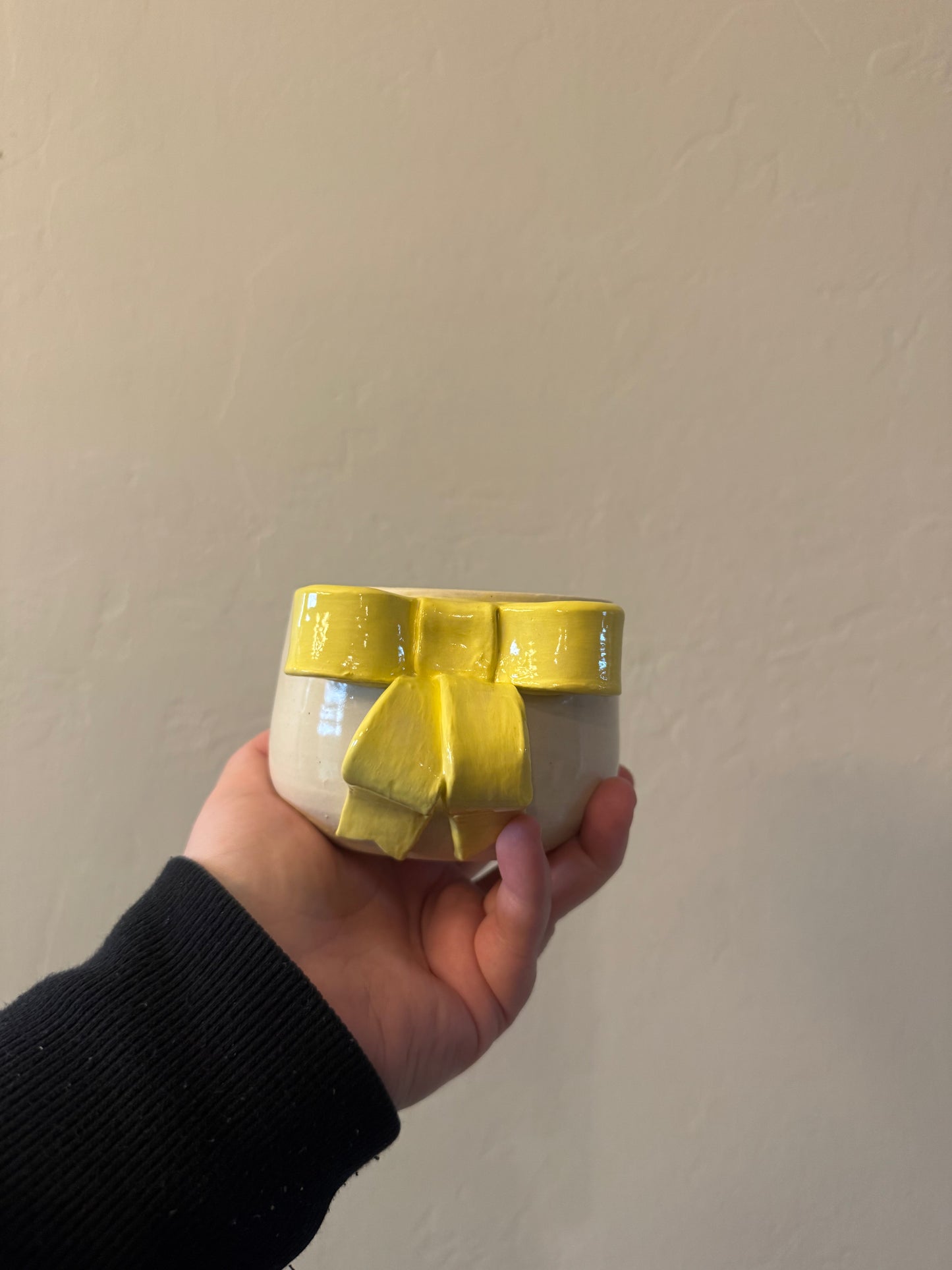 The Bow Mug