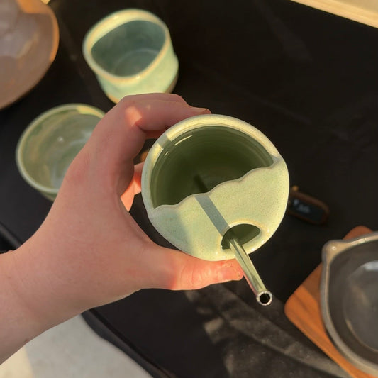 ✨ PRE-ORDER ✨ Scalloped Lid To-Go Tumbler